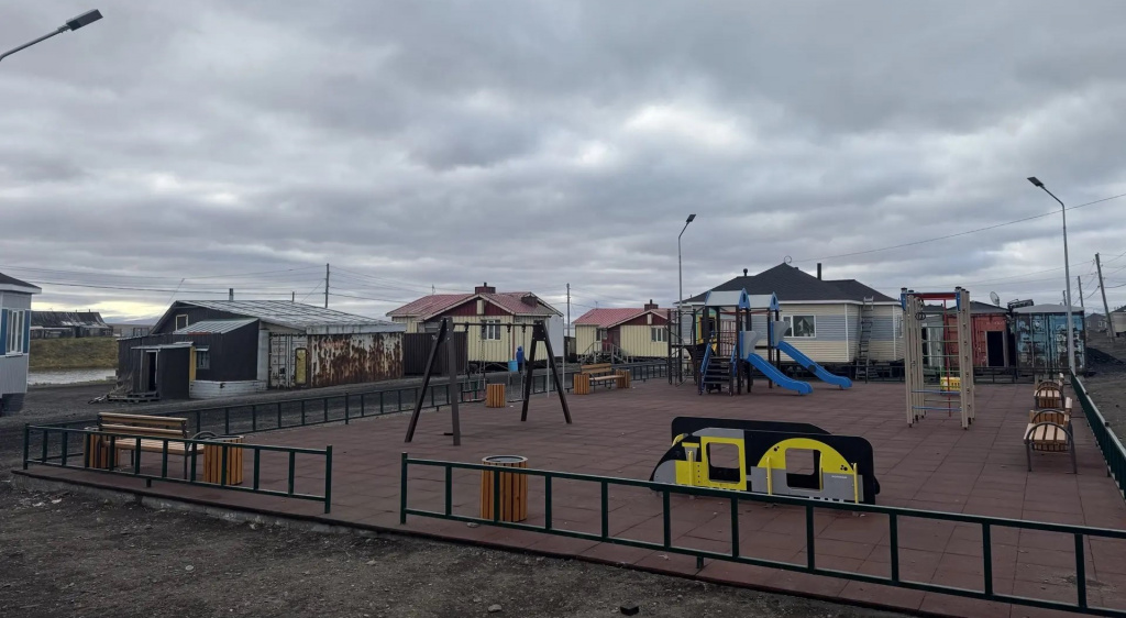 Детскую игровую площадку построили в селе Инчоун