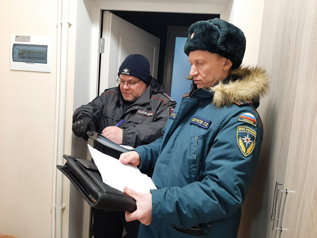 В Чукотском районе продолжаются рейды в жилом секторе по профилактике пожаров