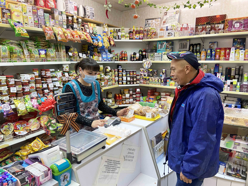 В Лаврентия началась продажа местных яиц